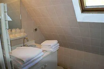 Hotel Au Chalet Fleuri 2*